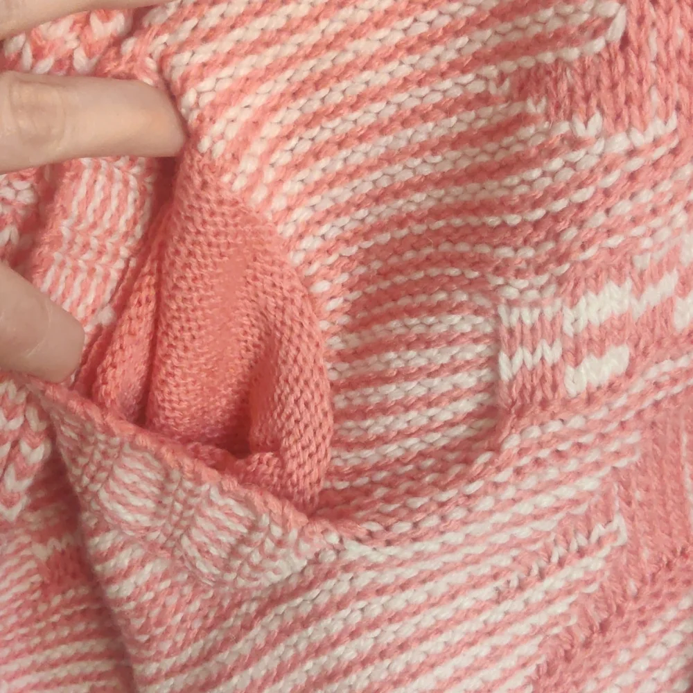 Sweater - Picture 2 of 4